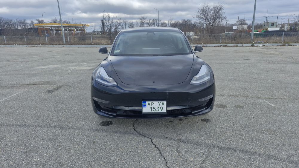 Продам Tesla model 3