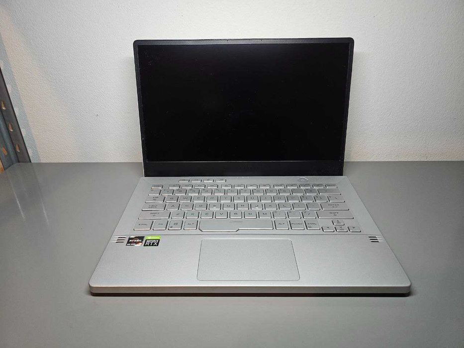 Ігровий ноутбук Asus Rog (Ремонт або запасні частини)