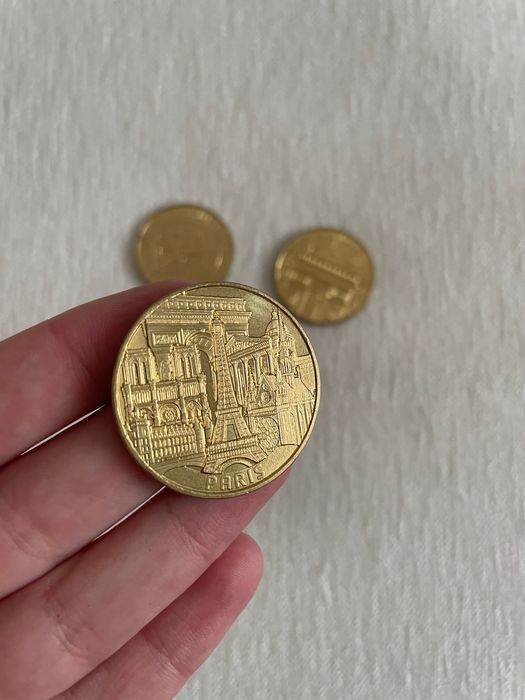 Conjunto moedas Paris torre Eiffel