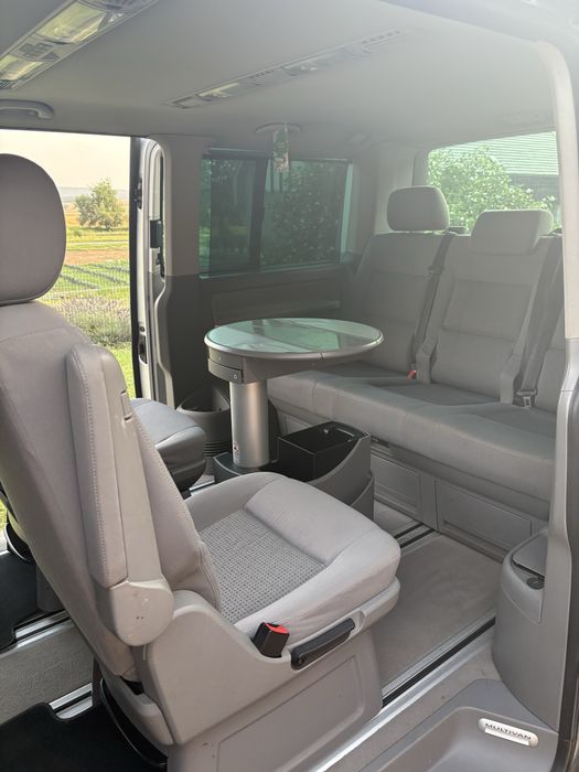 Volkswagen MULTIVAN CRUIS 2006, 130KM