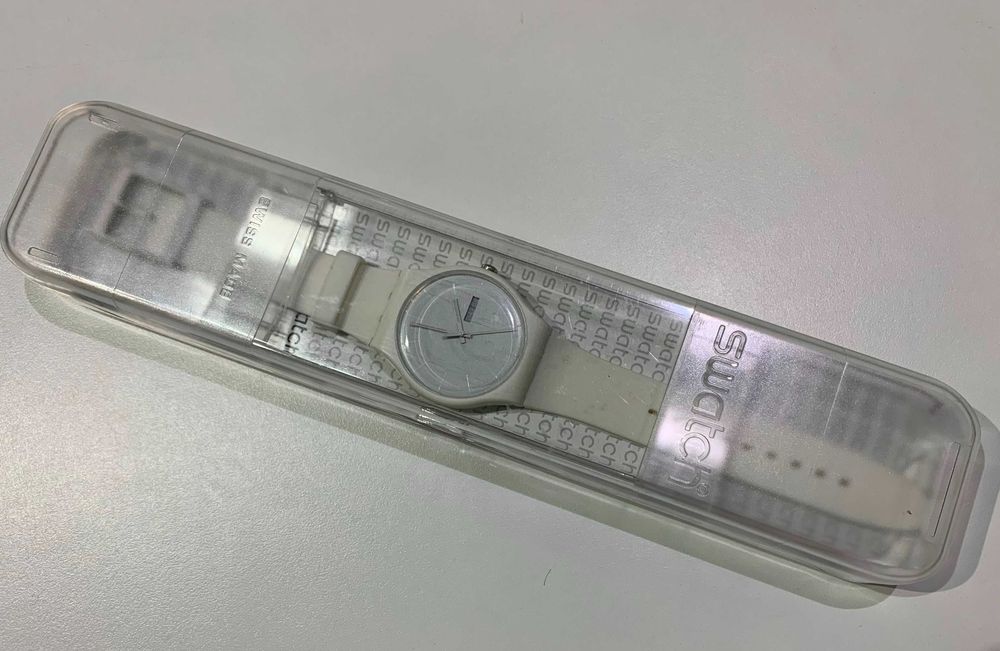 SWATCH часы наручные Made in Swiss
