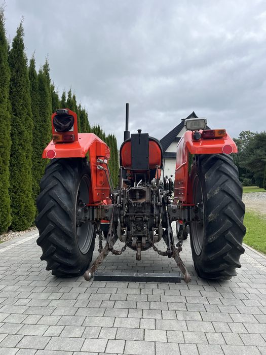 Massey Ferguson 255, MF 255
