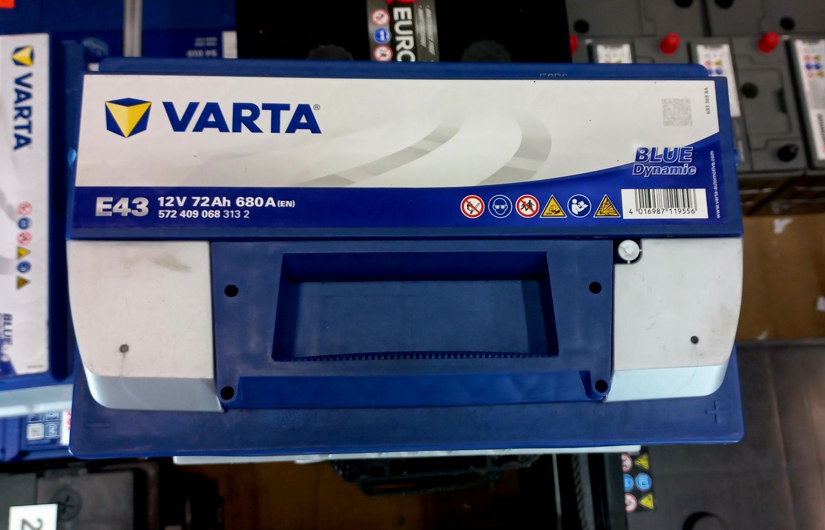Akumulator VARTA E43 12V 72Ah 680A nowy Tarnowskie Góry •