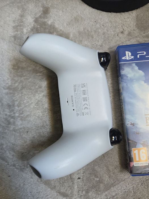 Konsola Ps5 PlayStation 5 z padem