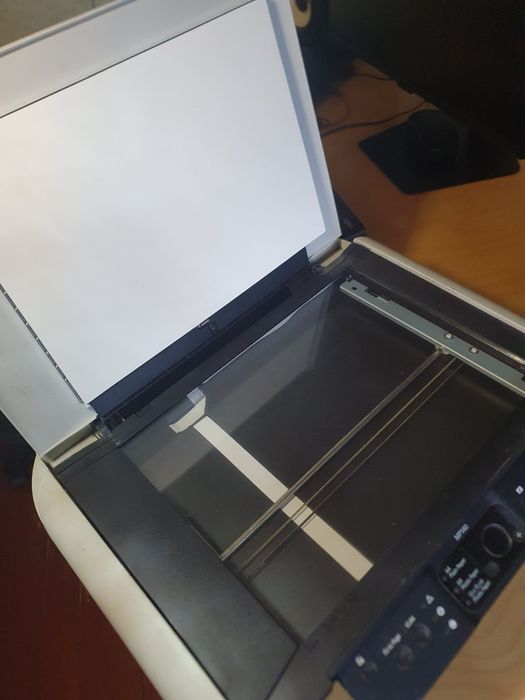 Принтер Canon на запчастини