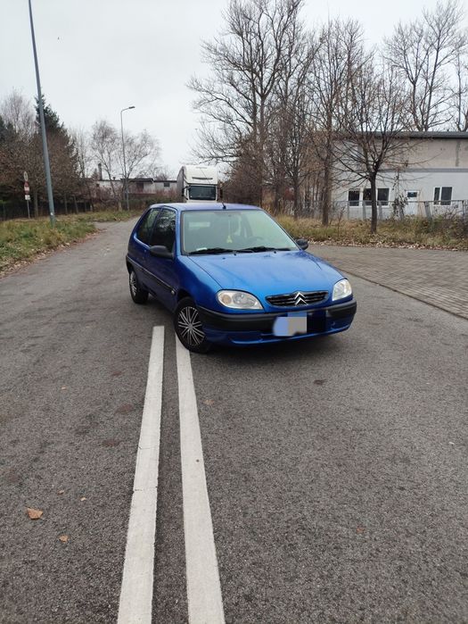 Citroen Saxo 1.5D zwykły klekot pancerny silnik 4l/100km.