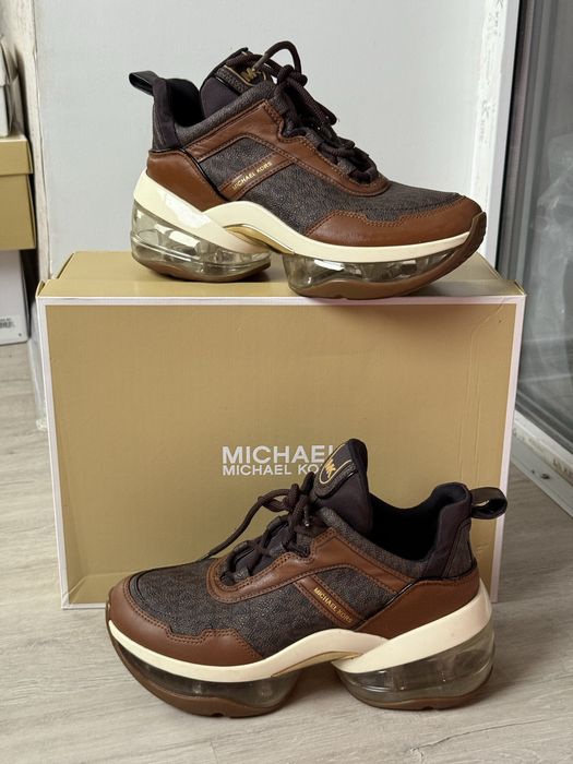 Michael kors 39