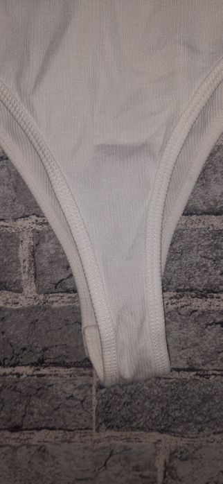 Боді футболкою в рубчик