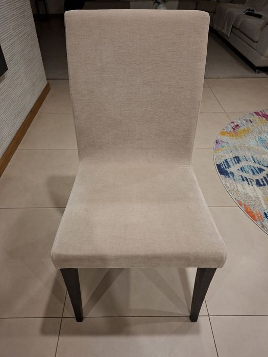 Conjunto de 8 cadeiras de mesa de jantar em excelente estado