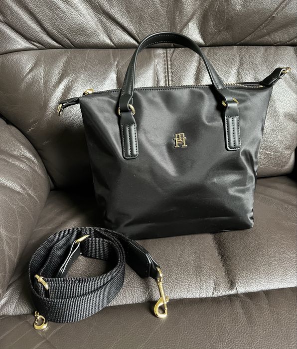 Torebka damska Tommy Hilfiger czarna mała