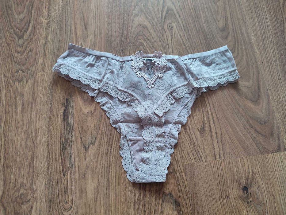 Nowe majtki stringi koronkowe rozmiar XL/XXL