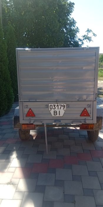 прицеп легковий.Прицеп контейнер з відкривною лядою