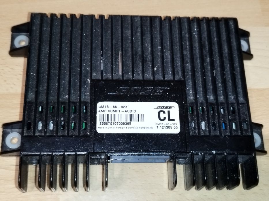 Wzmacniacz bosse GM1b6692X
