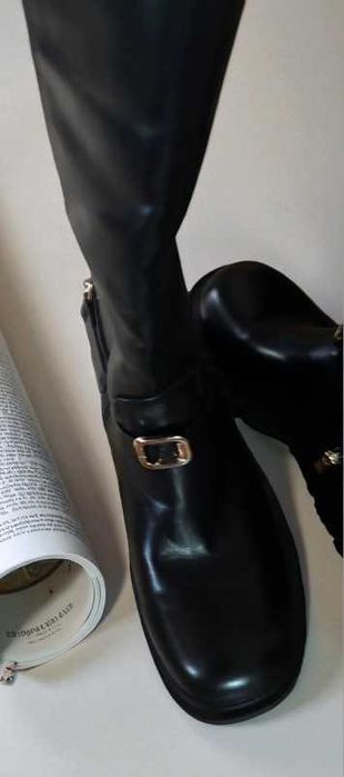 Piękne kozaczki rozmiar 39.