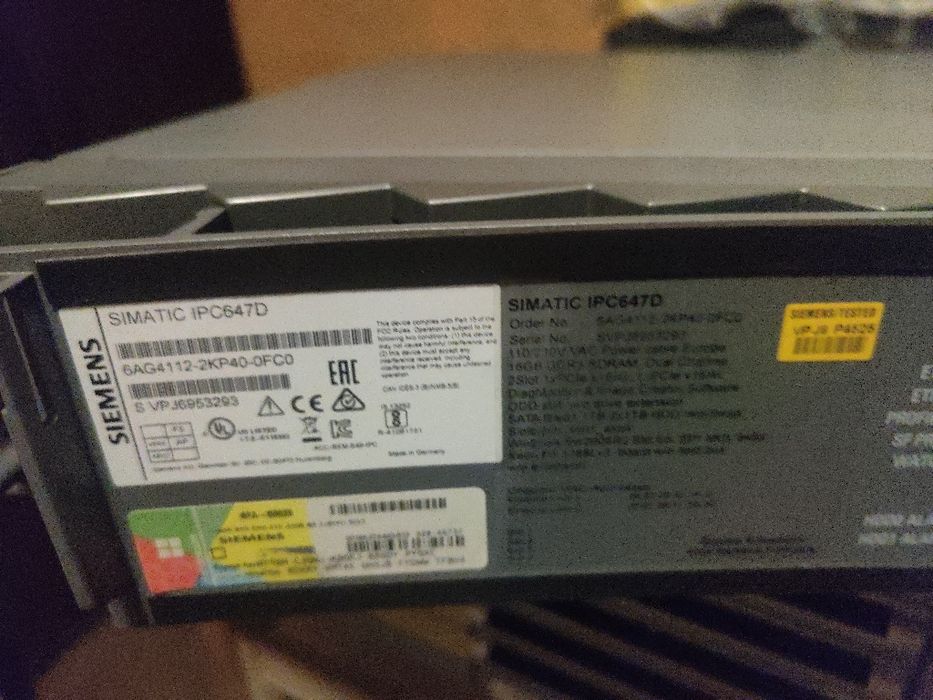 Przemysłowy komputer PC Siemens SIMATIC IPC647D
