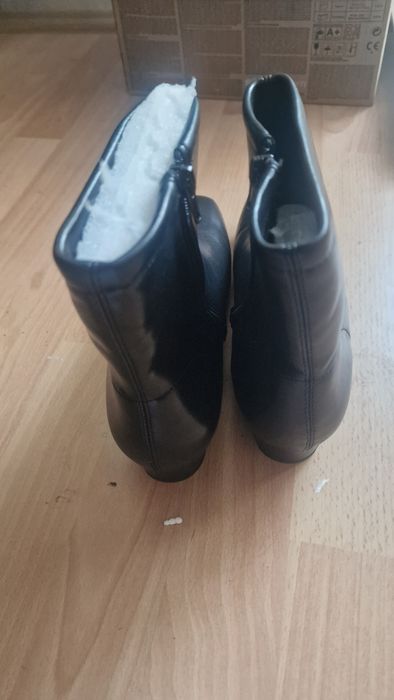 Botki.rozmiar 42 czarne