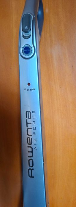 aspirador vertical Rowenta airforce18v