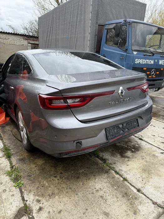 Renault Talisman під відновлення
