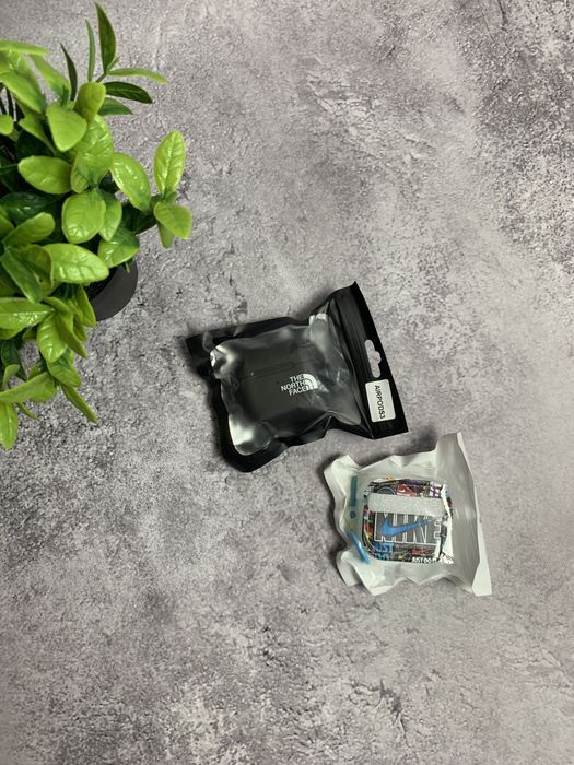 Чохол AirPods 3 The North Face, чехол для навушників Nike