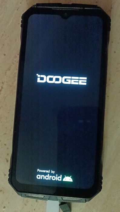 DOOGEE V30 pomarańczowy