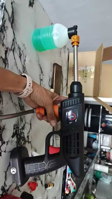 Lavadora de Alta Pressão Portátil Sem Fios (Kit Completo) - Novo