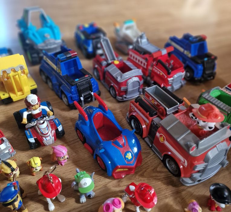 PSI PATROL wielki zestaw auta pojazdy figurki prawie 100 części