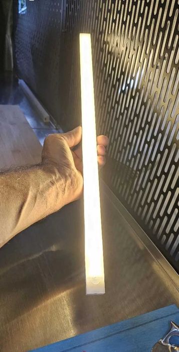 LED лампа датчиком руху 4год,акумуляторна лед лампа,світильник,ночнік