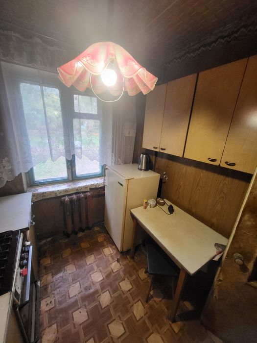 Продам двухкомнатную квартиру. Y.A.