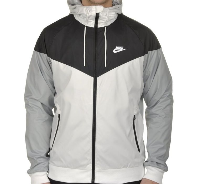 Чоловіча вітровка Nike