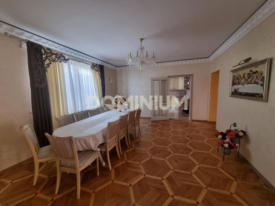 Продається  будинок  в  с.Стеблівка