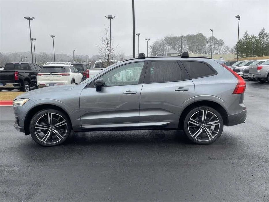 Volvo XC60 T5 R-Design      2019