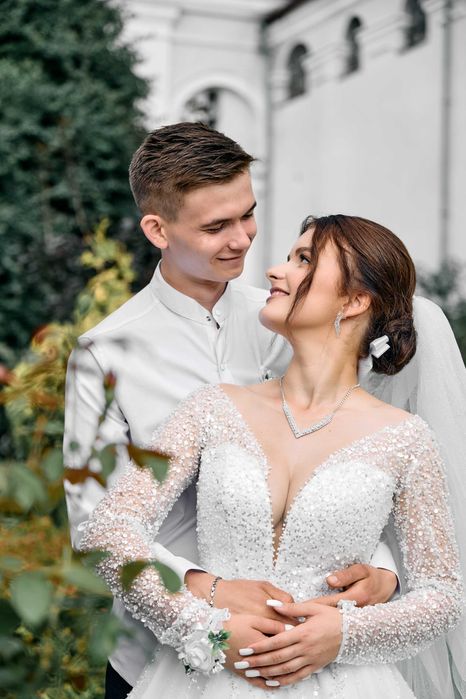 Весільна команда фотограф та відеограф.