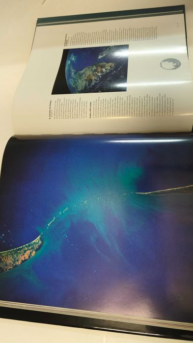 Livro:  Órbita Astronautas fotografam a terra