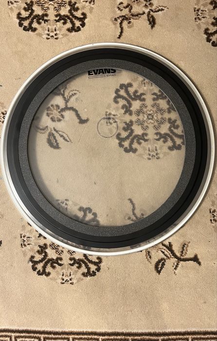 SET PELES BOMBO 22” EVANS EMAD