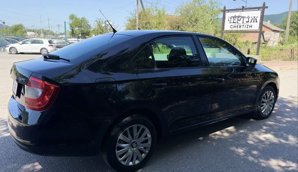 Skoda Rapid 1.6tdi 2013 рік