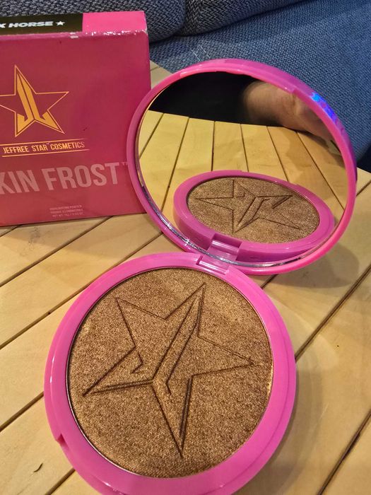 Puder do twarzy i ciała JEFFREE STAR