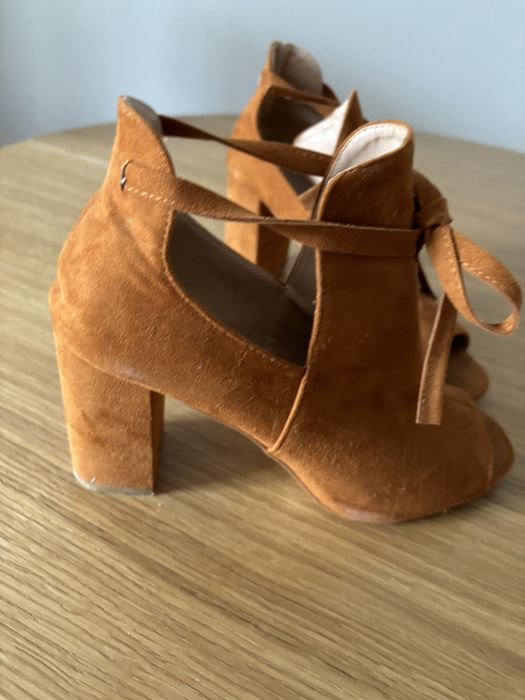 Sandalki cameliew vinceza rozmiar 40