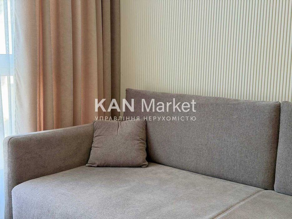 Оренда 1к квартири 40 м² у Файна Таун