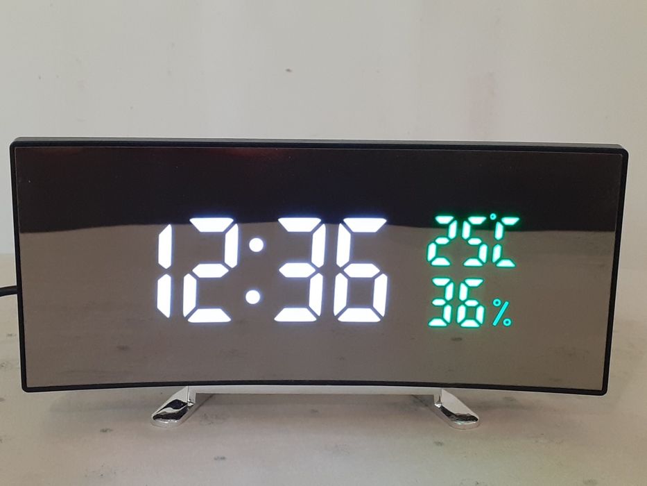 Абсолютно НОВЫЕ Настольные Электронные Часы