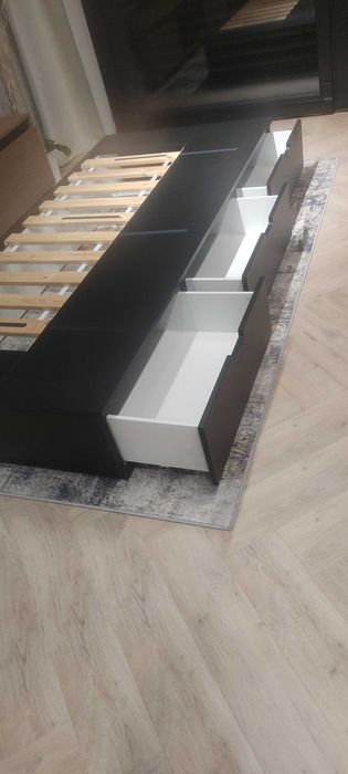 Łóżko plus materac IKEA 90x200 – Super stan