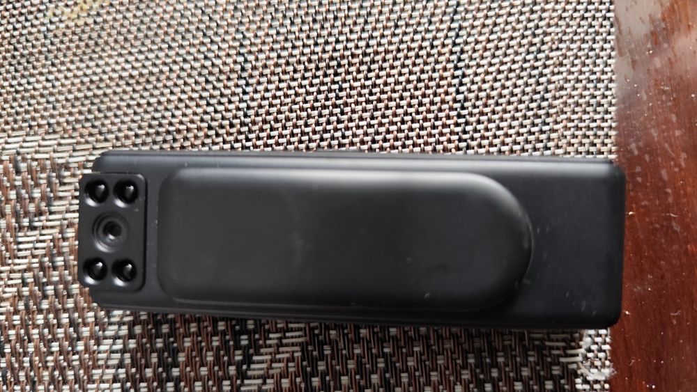 Камера HD нова з фунцією диктофона.