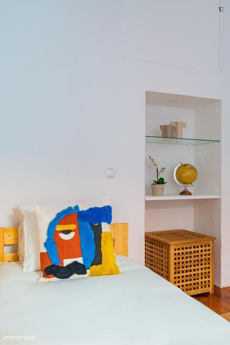Apartamento com 2 quartos - localizado em Intendente Lisbon