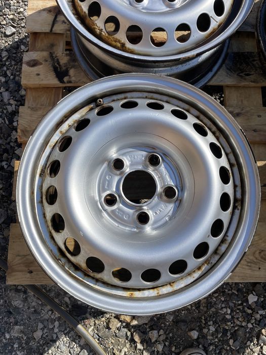 Felgi stalowe VW T5 transporter volkswagen 5x112 16 cali 6,5J et51