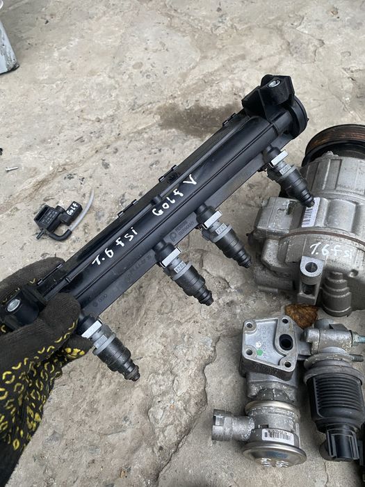 Генератор гольф5 1.6 fsi генератор VW Golf V 1.6 бензин