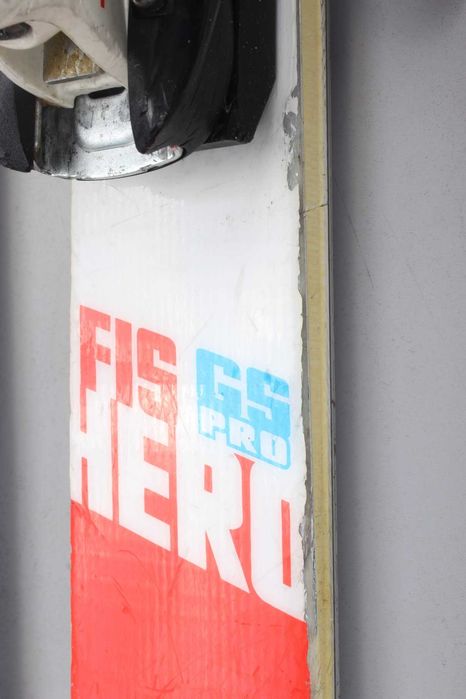 Narty gigantowe Rossignol Hero FIS GS PRO 144 cm + Axium 100 - 1480
