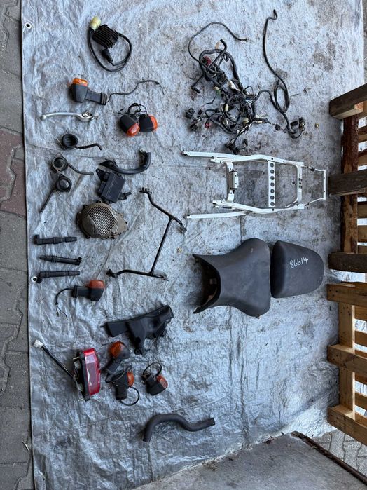 Kawasaki ZX-6R - Zadupek, Instalacja, Stelaż, Siedzenia i Więcej