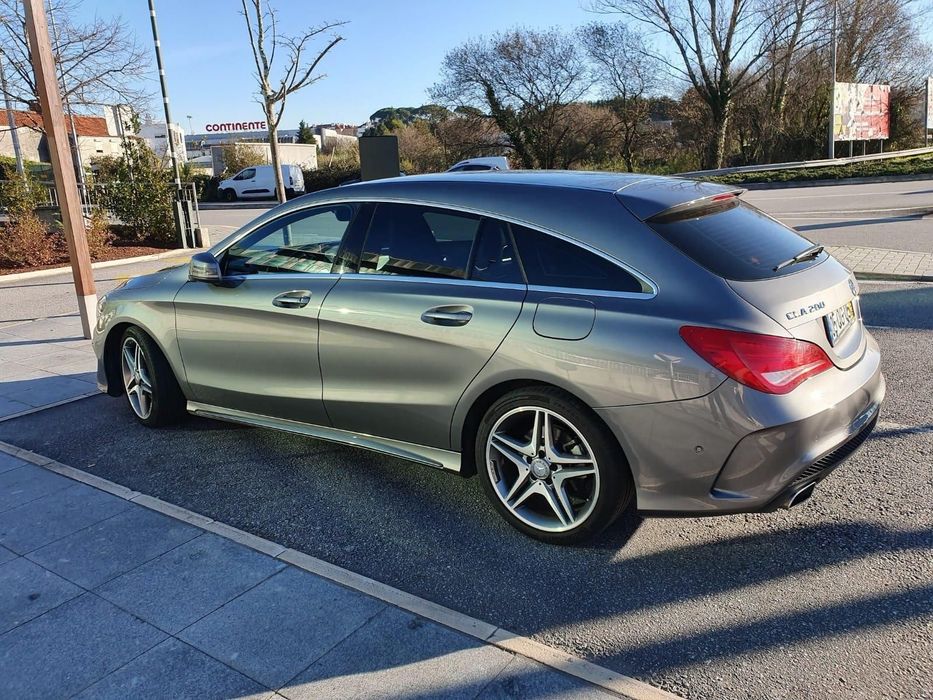 Mercedes-Benz CLA 200 d Shooting Brake AMG Line Aut.