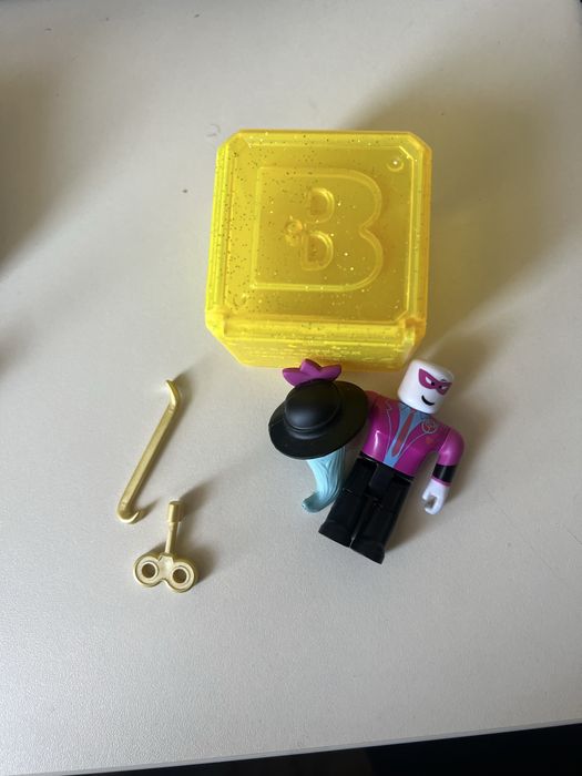 Роблокс іграшки Фигурка-сюрприз Roblox Mystery Figures