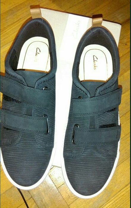Clarks р.40 из нубука кеды на липучках