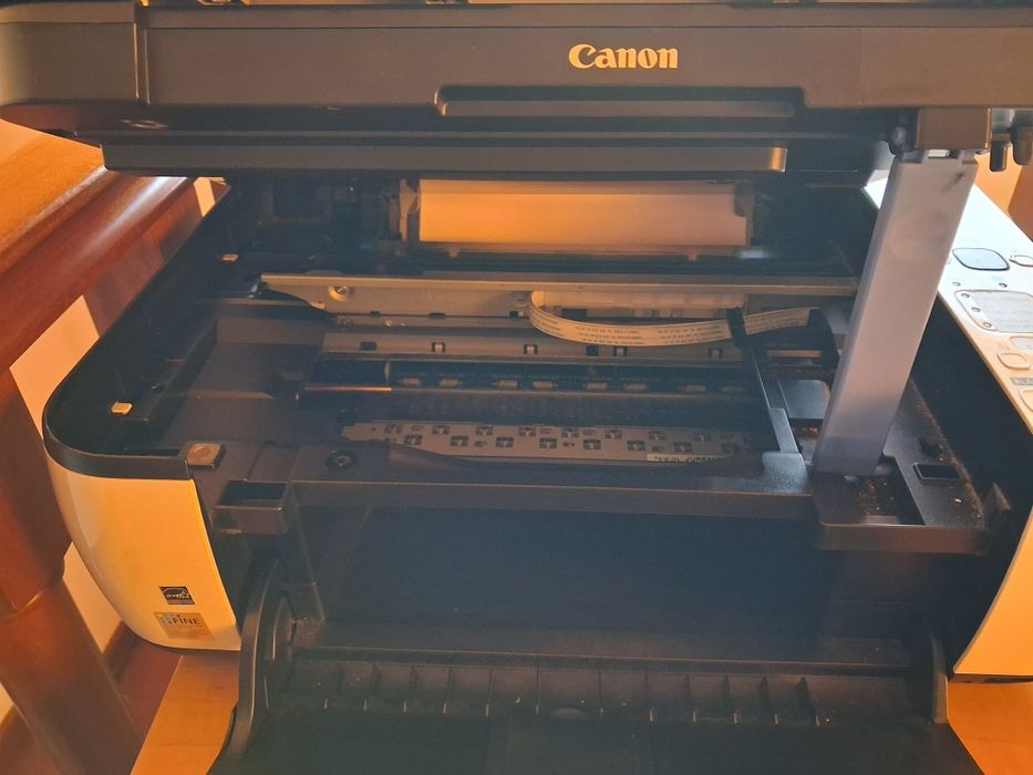 Impressora multifunções Canon PIXMA MP270